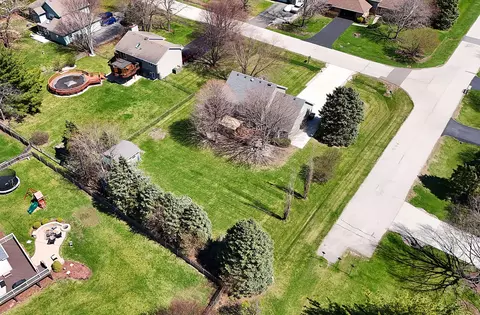 View/Area - 13050 S Elizabeth Dr, Plainfield, IL 60585 photo 4 of 11