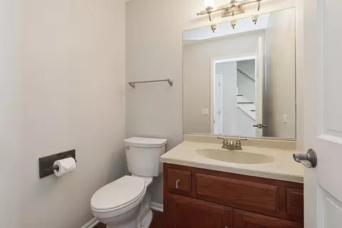 Bath - 13050 S Elizabeth Dr, Plainfield, IL 60585 photo 1 of 4