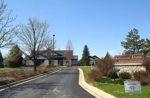 Exterior - 13050 S Elizabeth Dr, Plainfield, IL 60585 photo 15 of 15