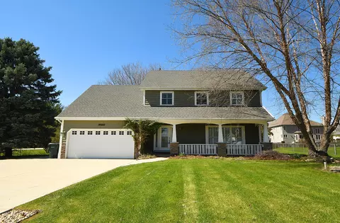 Exterior - 13050 S Elizabeth Dr, Plainfield, IL 60585 photo 2 of 15