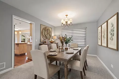 Dining - 13050 S Elizabeth Dr, Plainfield, IL 60585 photo 2 of 2