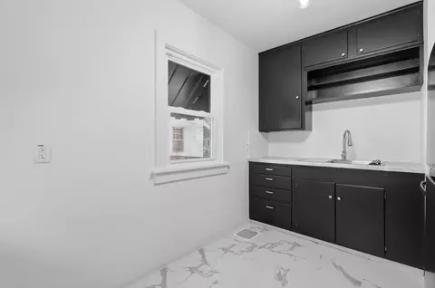 Kitchen - 2633 16 St, Moline, IL 61265 photo 2 of 2