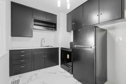Kitchen - 2633 16 St, Moline, IL 61265 photo 1 of 2