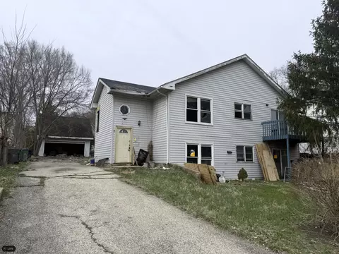 258-260 Ann St, Elgin, IL 60120