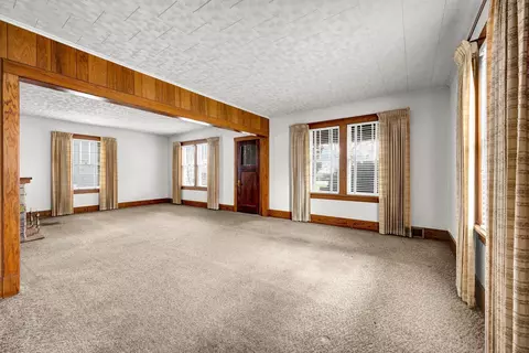 Living - 2319 5th St, Peru, IL 61354 photo 6 of 6