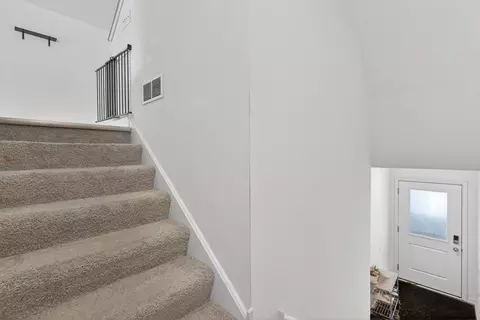 Entry Way - 17 Grey Wolf Dr, Wheeling, IL 60090 photo 3 of 3