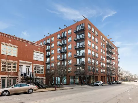 859 W Erie St #502, Chicago, IL 60642