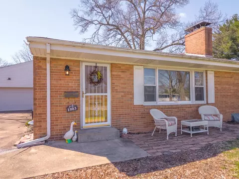Exterior - 1903 Croxton Ave, Bloomington, IL 61701 photo 13 of 15
