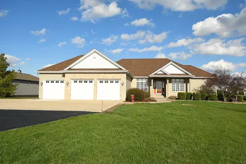 Exterior - 3095 N 5000w Rd, Kankakee, IL 60901 photo 1 of 11