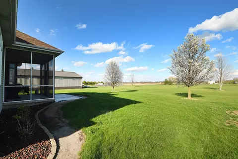 Exterior - 3095 N 5000w Rd, Kankakee, IL 60901 photo 8 of 11