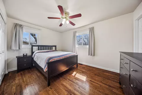 Bedroom - 1660 Jefferson Rd, Hoffman Estates, IL 60169 photo 1 of 3