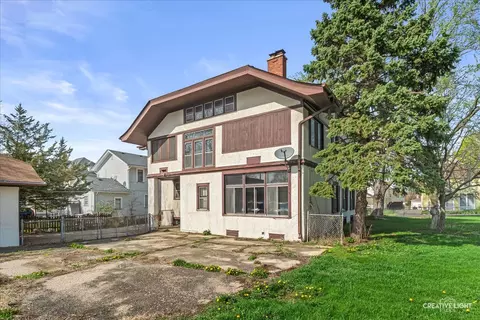Exterior - 427 E Benton St, Aurora, IL 60505 photo 9 of 9