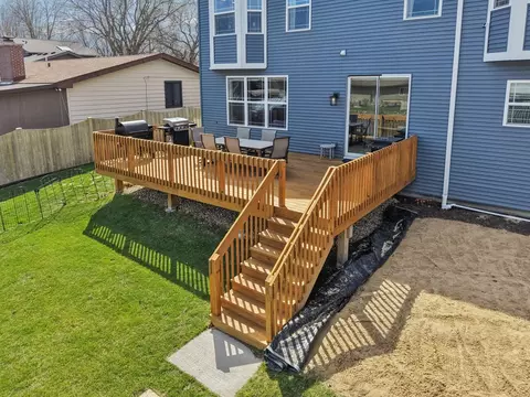 Exterior - 606 Mchenry Ave, Mchenry, IL 60050 photo 2 of 2