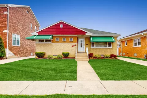 1821 Buckingham Ave, Westchester, IL 60154