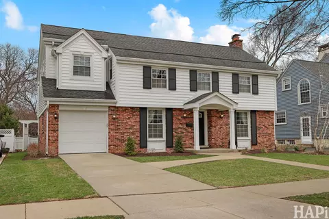 1023 Margret St, Des Plaines, IL 60016