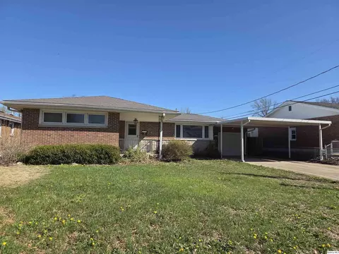 3605 Lindell Ave, Quincy, IL 62305