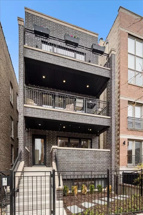 1115 N Paulina St #1, Chicago, IL 60622