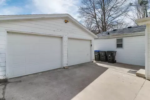 Other - 701 E Buchanan St, Bloomington, IL 61701 photo 4 of 6