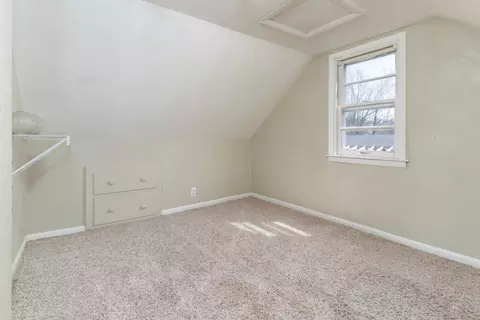 Bedroom - 701 E Buchanan St, Bloomington, IL 61701 photo 5 of 6