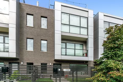 1749 N Winnebago Ave, Chicago, IL 60647