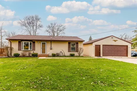26179 W Tarvin Ln, Ingleside, IL 60041
