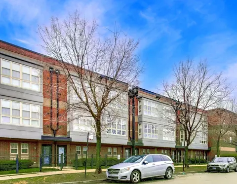 49 E 23rd St, Chicago, IL 60616