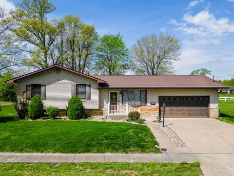 603 Willow St, Carterville, IL 62918