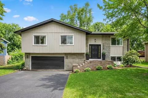 1908 Moore Ave, Saint Charles, IL 60174