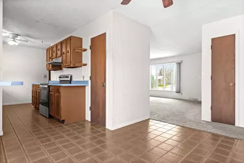 Entry Way - 14735 Lunar Dr, Bloomington, IL 61705 photo 1 of 2
