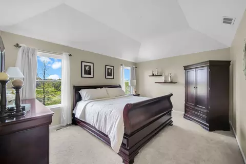 Other - 122 Fieldcrest Dr, Bartlett, IL 60103 photo 8 of 9