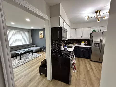 430 Oak St, Des Plaines, IL 60016 photo 12