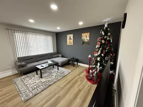 430 Oak St, Des Plaines, IL 60016 photo 5