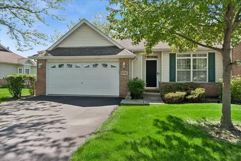 16766 S Sunset Ridge Ct, Lockport, IL 60441