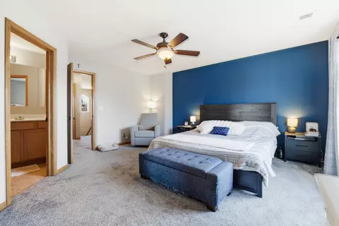 Bedroom - 3370 Cameron Dr, Elgin, IL 60124 photo 1 of 3