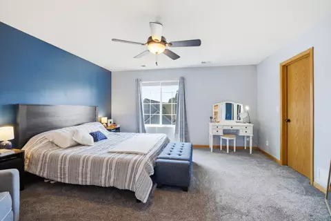 Bedroom - 3370 Cameron Dr, Elgin, IL 60124 photo 2 of 3