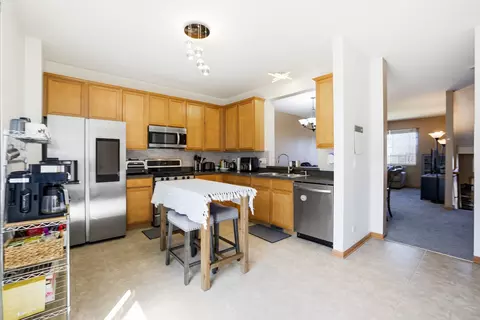 Kitchen - 3370 Cameron Dr, Elgin, IL 60124 photo 2 of 2