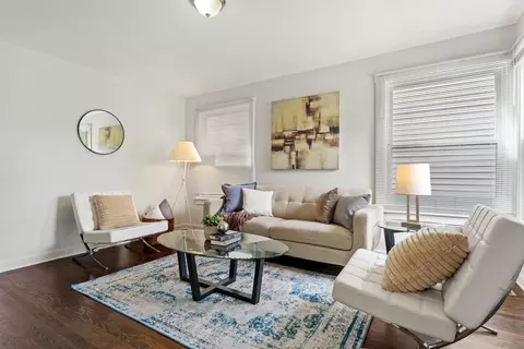 Living - 10619 S Sawyer Ave, Chicago, IL 60655 photo 1 of 5