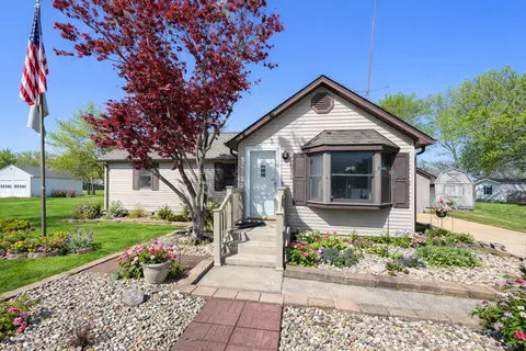 405 Wortby St, Odin, IL 62870