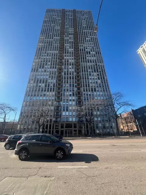 1660 N La Salle Dr #3208, Chicago, IL 60614