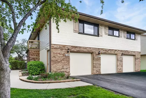 829 Dighton Ln #21E, Schaumburg, IL 60173