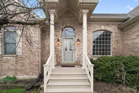 Exterior - 412 Rainbow Dr, Sleepy Hollow, IL 60118 photo 6 of 10