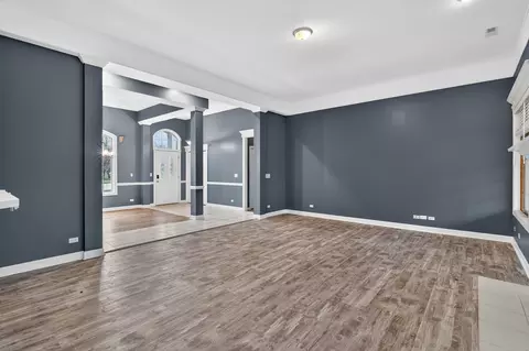 Living - 412 Rainbow Dr, Sleepy Hollow, IL 60118 photo 5 of 5
