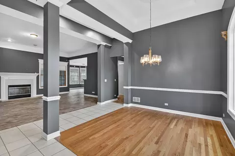 Living - 412 Rainbow Dr, Sleepy Hollow, IL 60118 photo 1 of 5