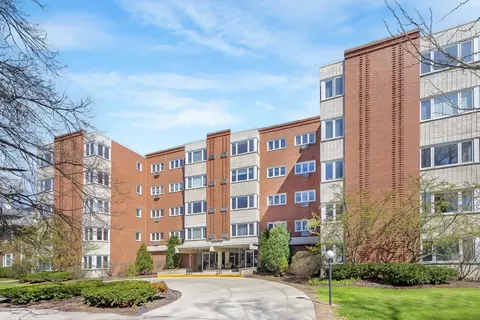 2033 Sherman Ave #507, Evanston, IL 60201