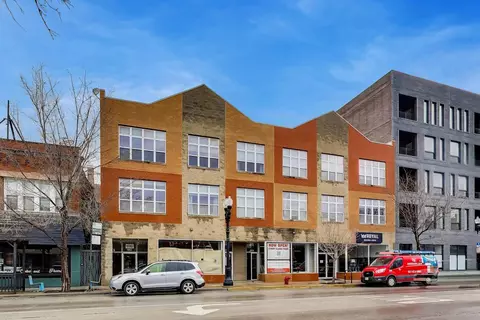 1962 W Lawrence Ave #201, Chicago, IL 60640