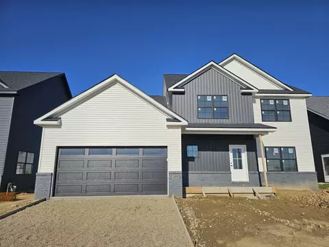 1304 Woodbine Rd, Bloomington, IL 61704