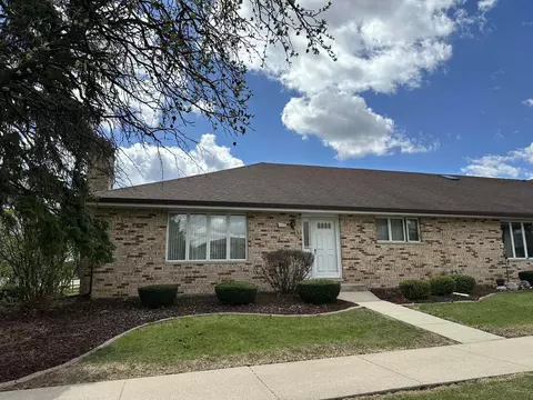 7300 W 152nd St, Orland Park, IL 60462