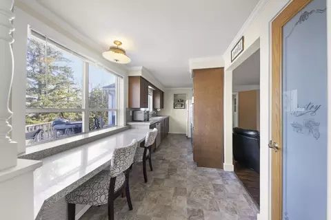 Kitchen - 362 12 River Bluff Rd, Elgin, IL 60120 photo 1 of 3