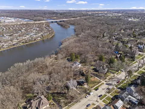 View/Area - 362 12 River Bluff Rd, Elgin, IL 60120 photo 17 of 17