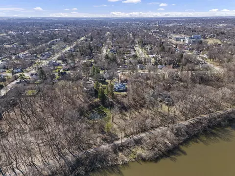 View/Area - 362 12 River Bluff Rd, Elgin, IL 60120 photo 14 of 17